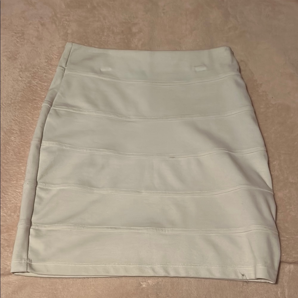 Cream Pencil Mini Skirt for Cocktail